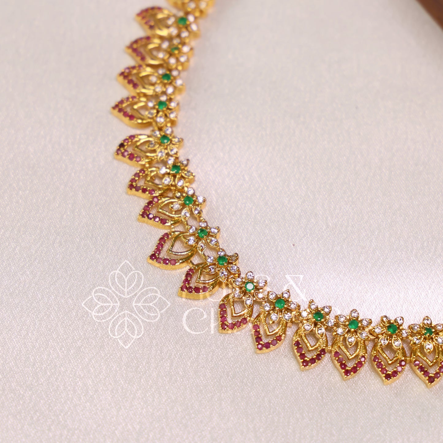 GOLDEN RUBY BLOOM NECKLACE SET