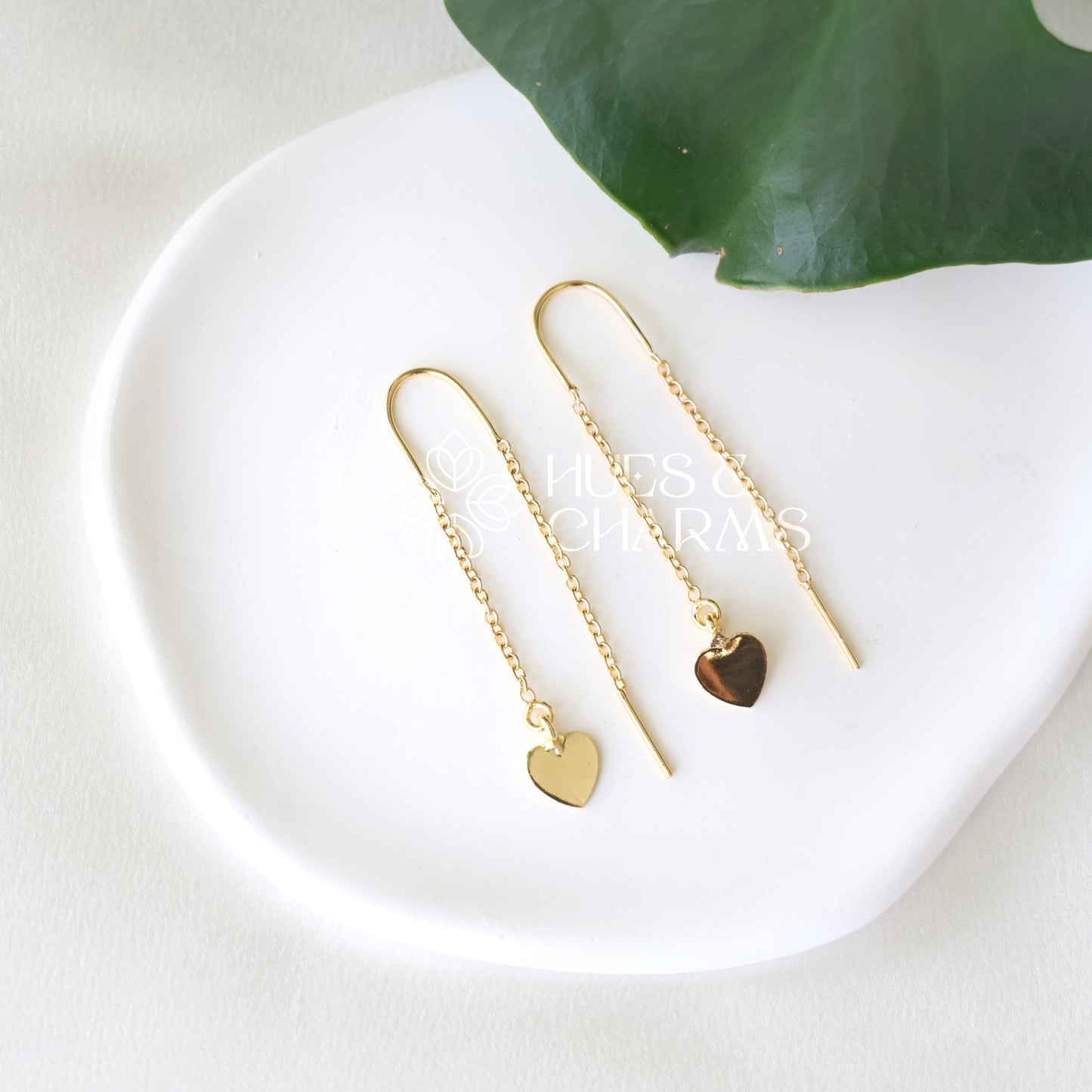 GOLDEN NEEDLE AND THREAD HEART EARRINGS
