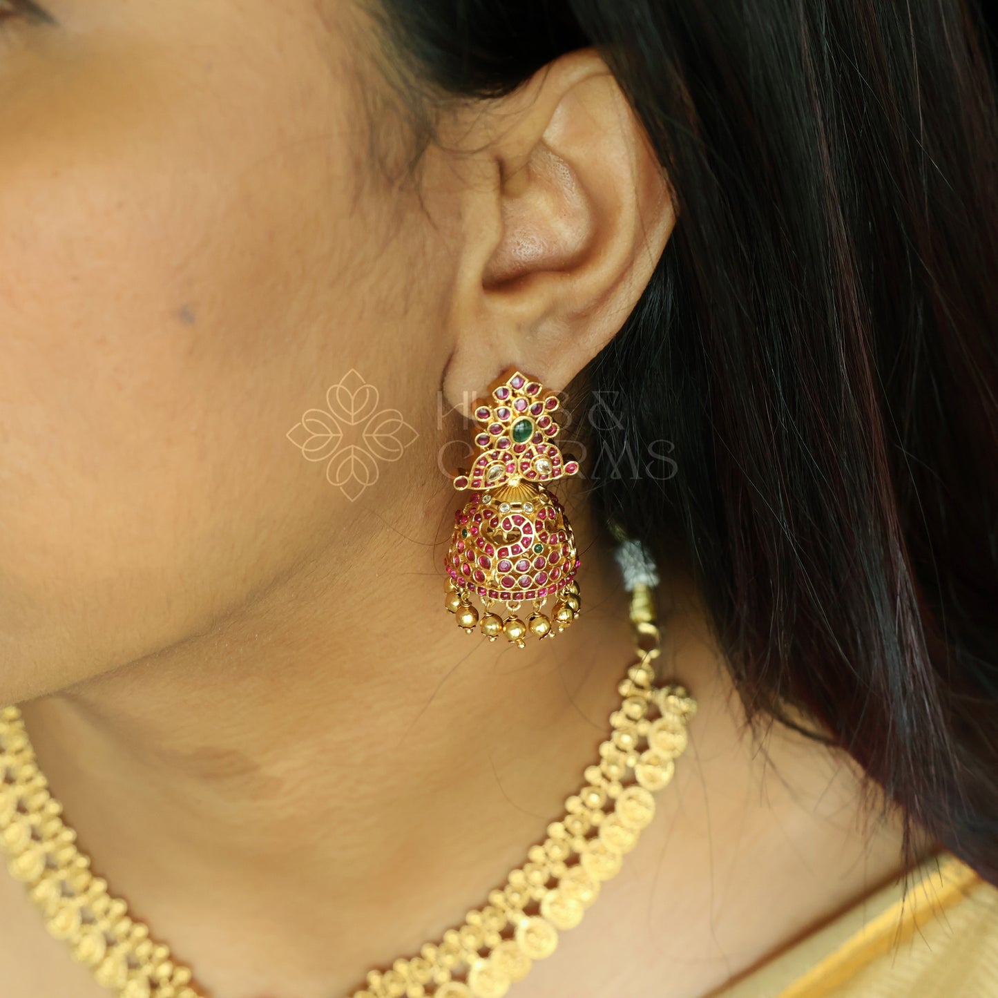 GOLDEN MAYURA LAKSHMI COIN KEMP NECKLACE SET | Premium jewellery