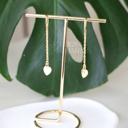 GOLDEN NEEDLE AND THREAD HEART EARRINGS