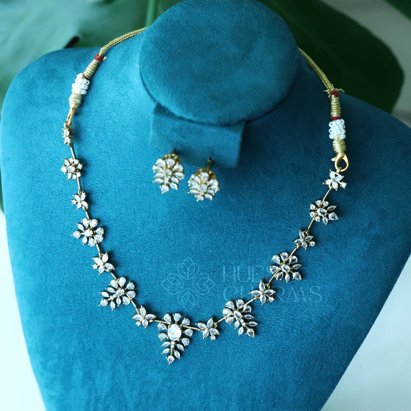 FLORAL AD NECKLACE SET
