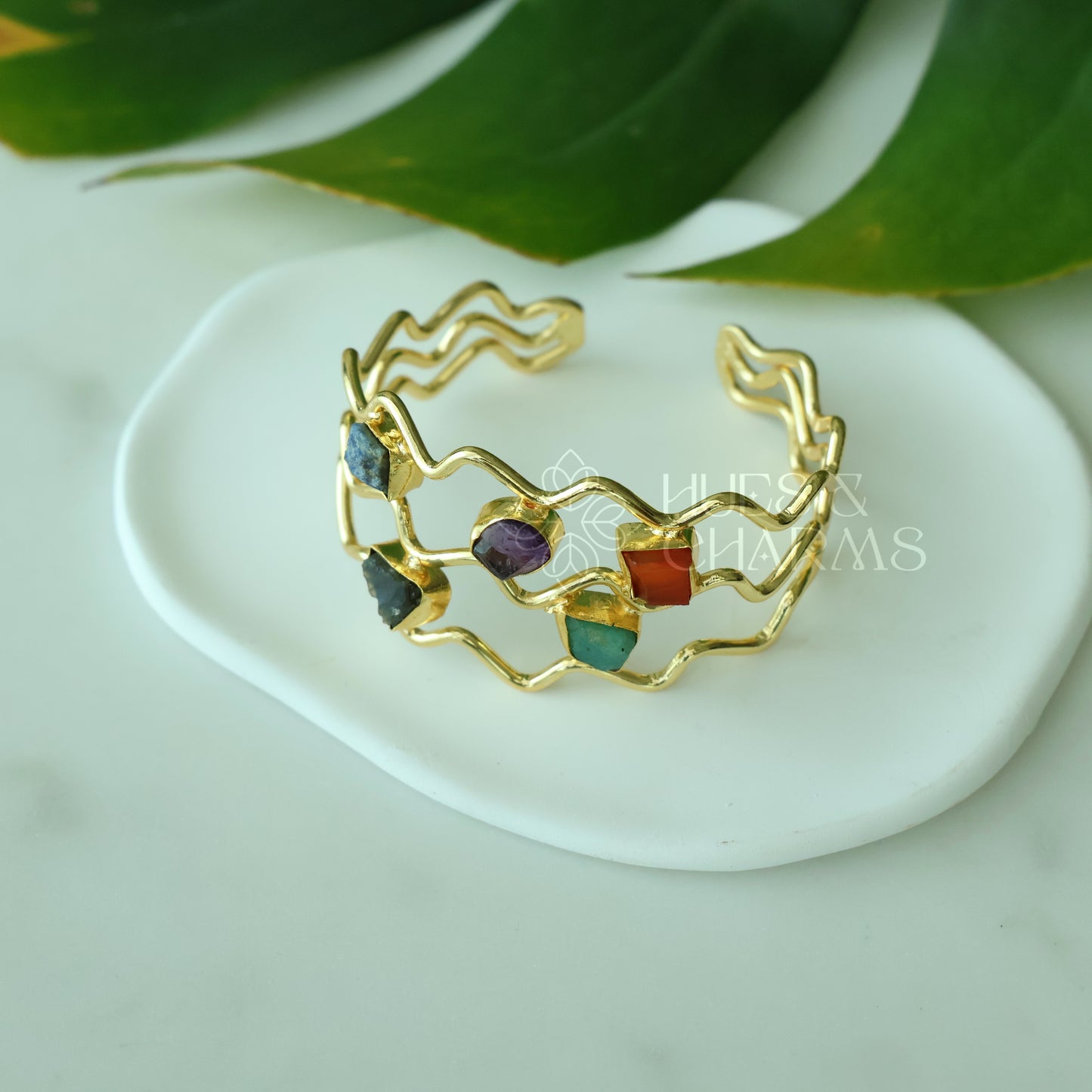 GOLDEN  RAW STONE ZIG ZAG ADJUSTABLE CUFF BANGLE(COLOURS AVAILABLE)