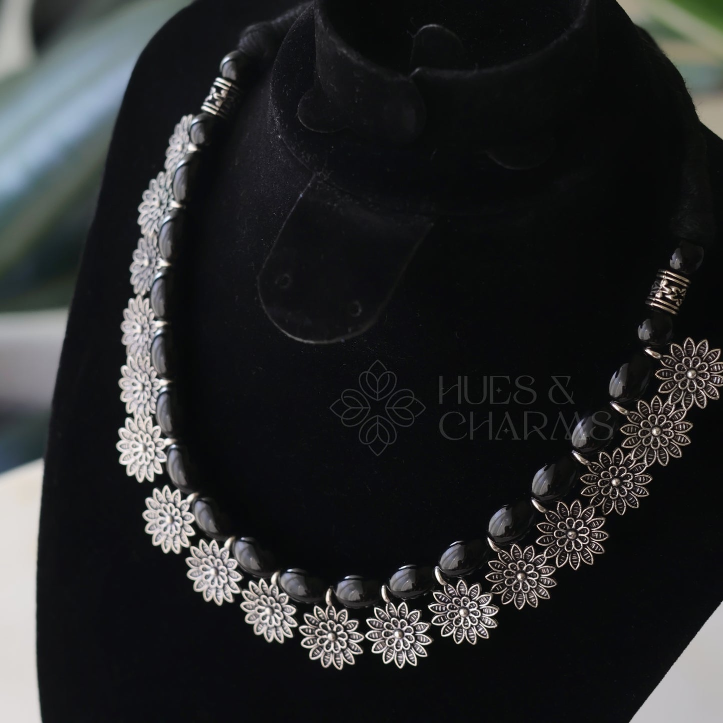 OXIDIZED FLORAL NECKPIECE