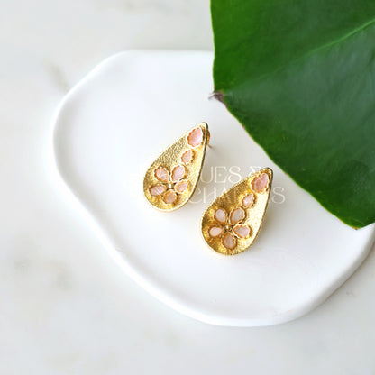 GOLDEN GLOSSY PETAL IVY DROP EARRINGS (COLOURS AVAILABLE)
