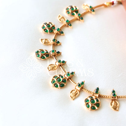 GOLDEN PUSHPA LEAF LAKSHMI NECKLACE SET (COLOURS AVAILABLE)