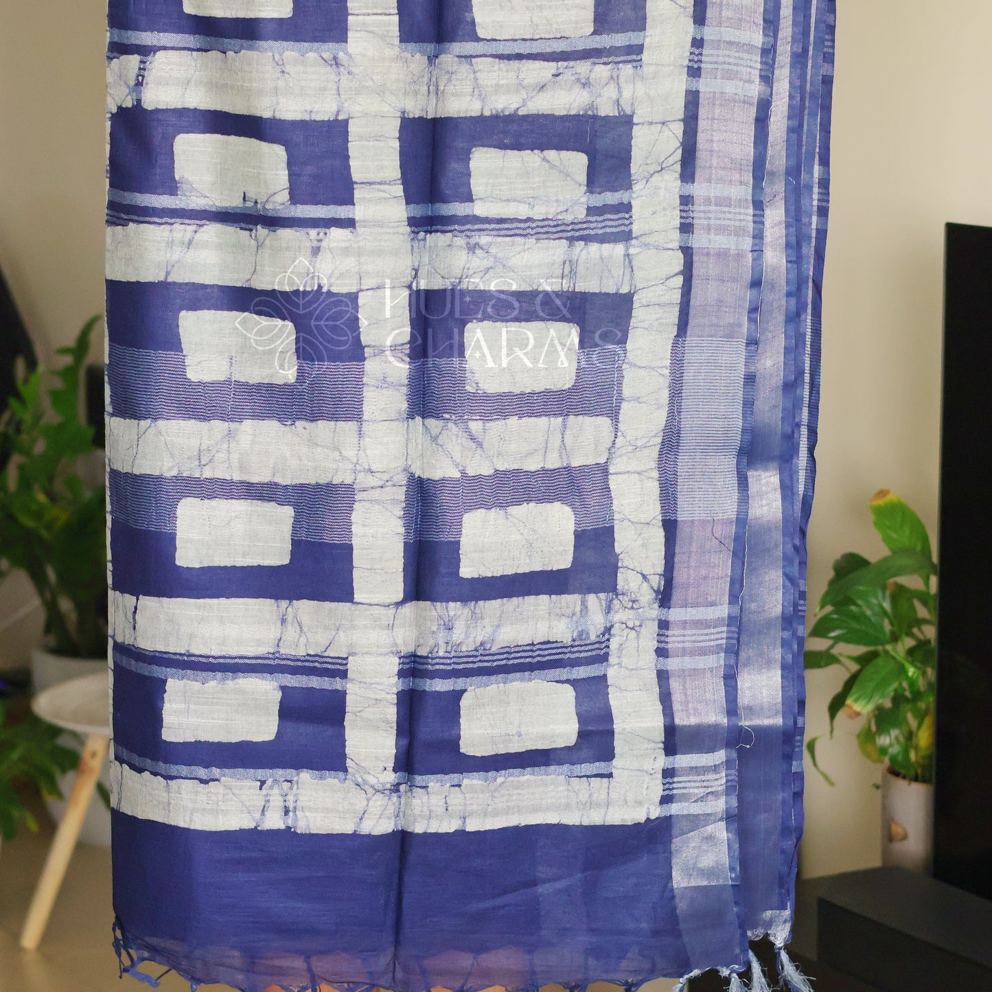 Tuser Linen Box Batik Saree