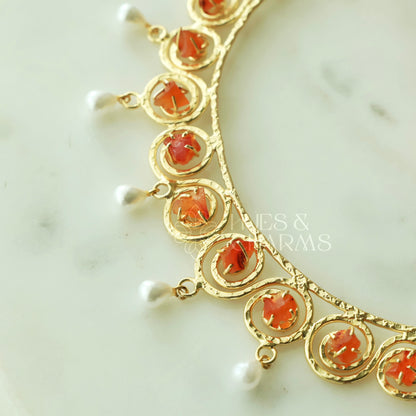 NATURAL STONE LUMIERE NECKLACE SET WITH PEARLS (Colours available)