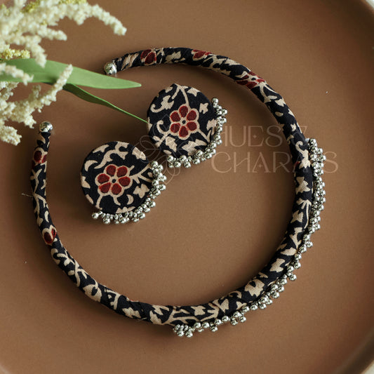 BLACK PRINTED FABRIC HASLI SET