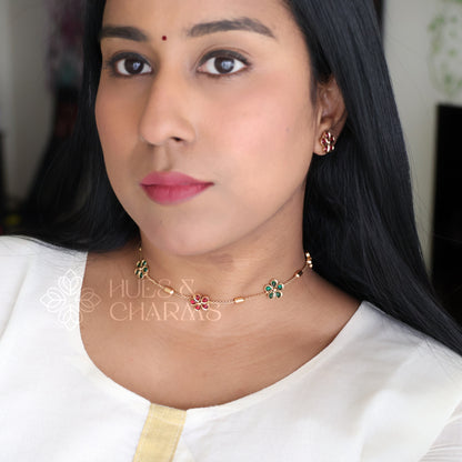 GOLDEN PUSHPA NECKLACE SET