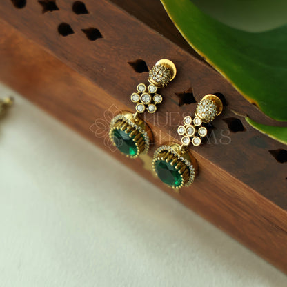YAMINI VICTORIAN PEARL NECKLACE SET ( Colours available)