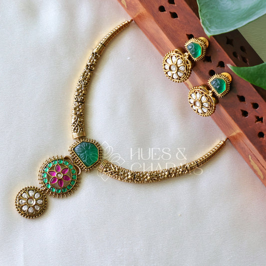 STATEMENT ANTIQUE GREEN FLORA NECKLACE SET