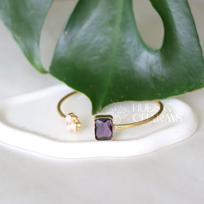 SQUARE GLOSSY STONE WITH PEARL BANGLE (COLOURS AVAILABLE)