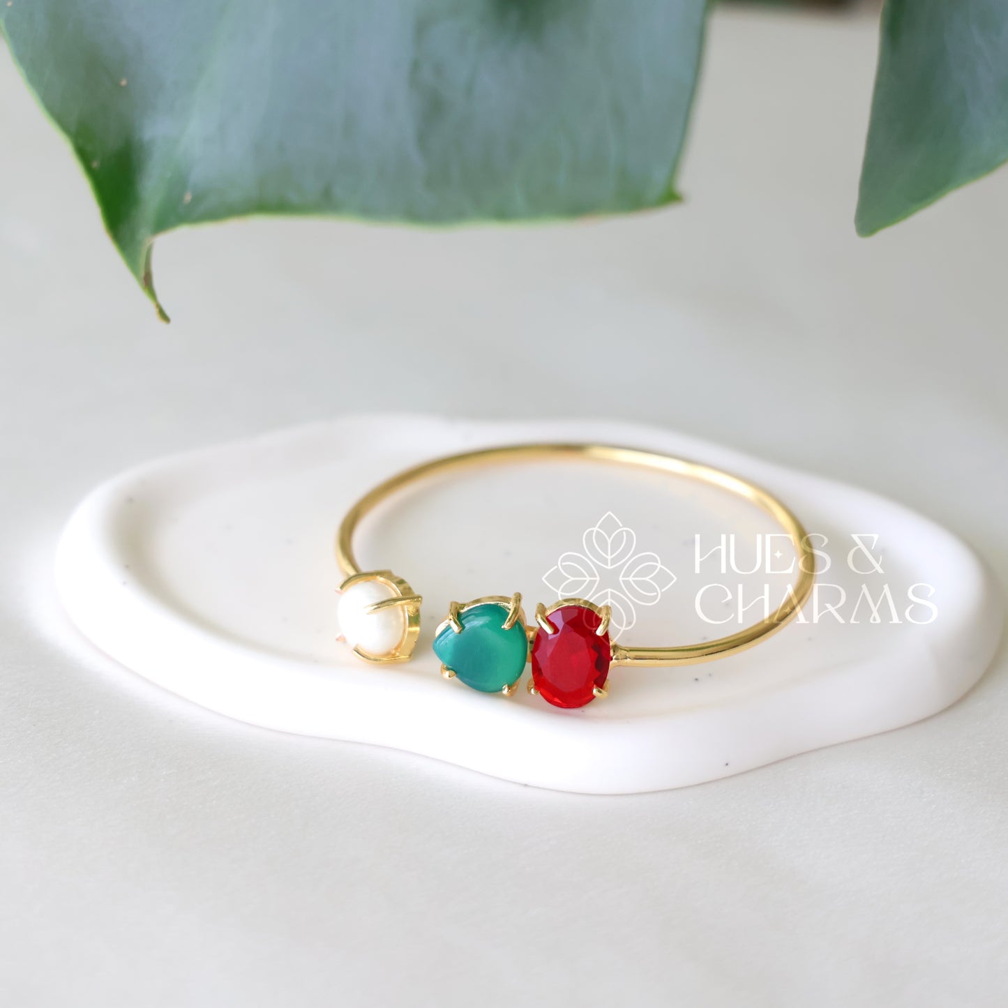 GOLDEN GLOSSY MULTI-SHAPE BANGLE WITH PEARL (COLOURS AVAILABLE)