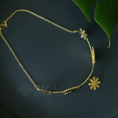 GOLDEN CRESCENT BLOOM CHOKER NECK CUFF
