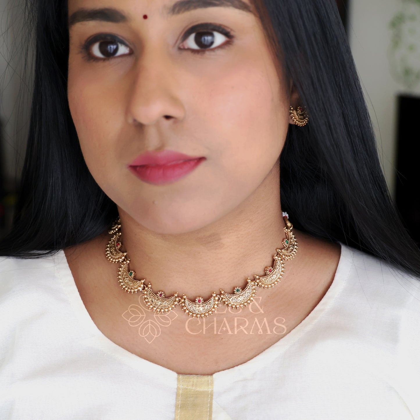 TRADITIONAL DIYA NECKLACE SET (COLOURS AVAILABLE)