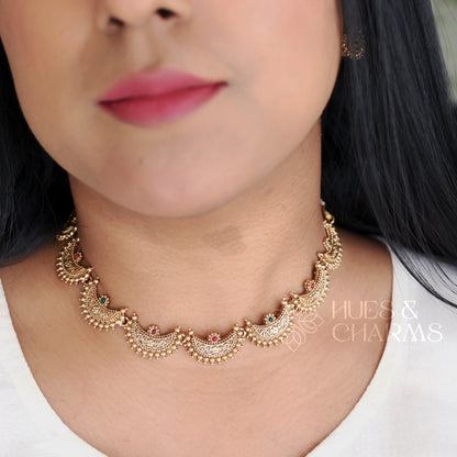 TRADITIONAL DIYA NECKLACE SET (COLOURS AVAILABLE)