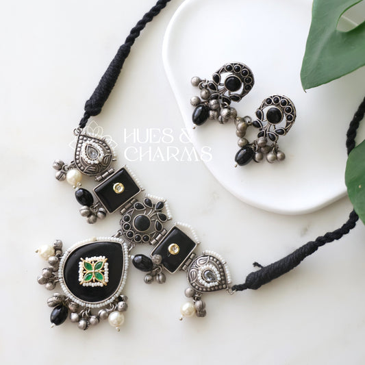 OXIDIZED GLOSSY GHUNGHROO CHOKER SET(Colours available )