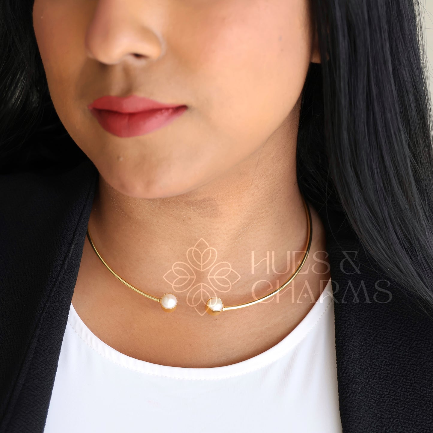 GOLDEN TWIN PEARL AURELIA NECKCUFF