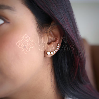 GOLDEN NYRA CLIMBERS AD EAR CUFF