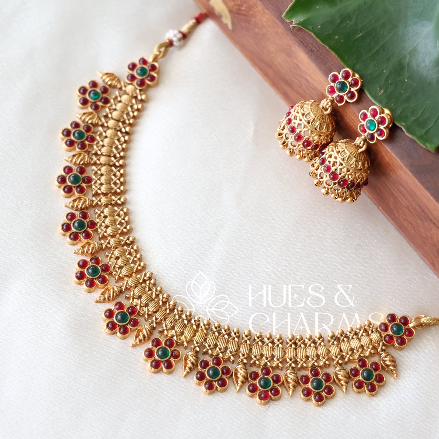 TRADITIONAL PUSHPA GRAND NECKLACE SET