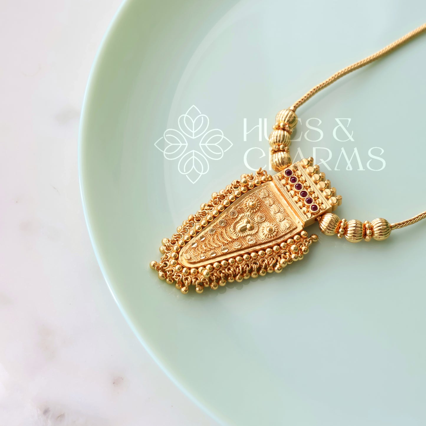 GOLD PLATED POORAM NETTIPATAM PENDANT NECKLACE | GOLD PLATED