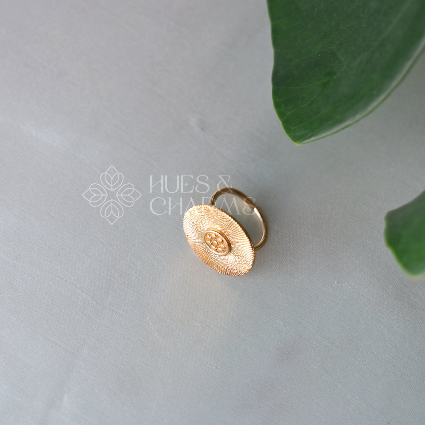 GOLDEN FLORAL BLOOM ADJUSTABLE RING