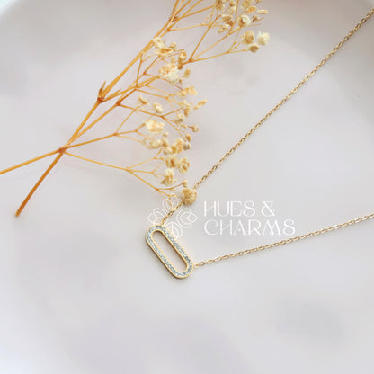 GOLDEN MINIMAL AD RECTANGLE PENDANT NECKPIECE