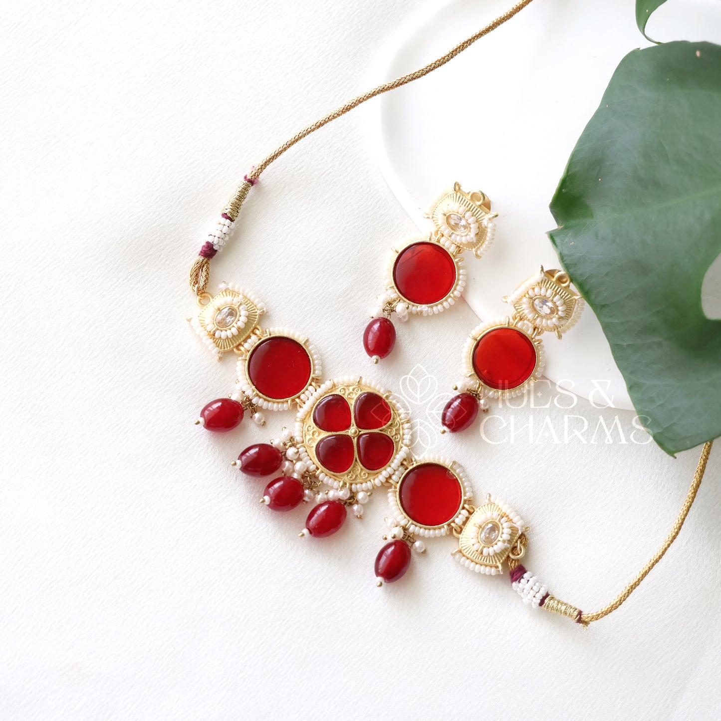 GOLDEN AAROHI STATEMENT CHOKER SET (COLOURS AVAILABLE)