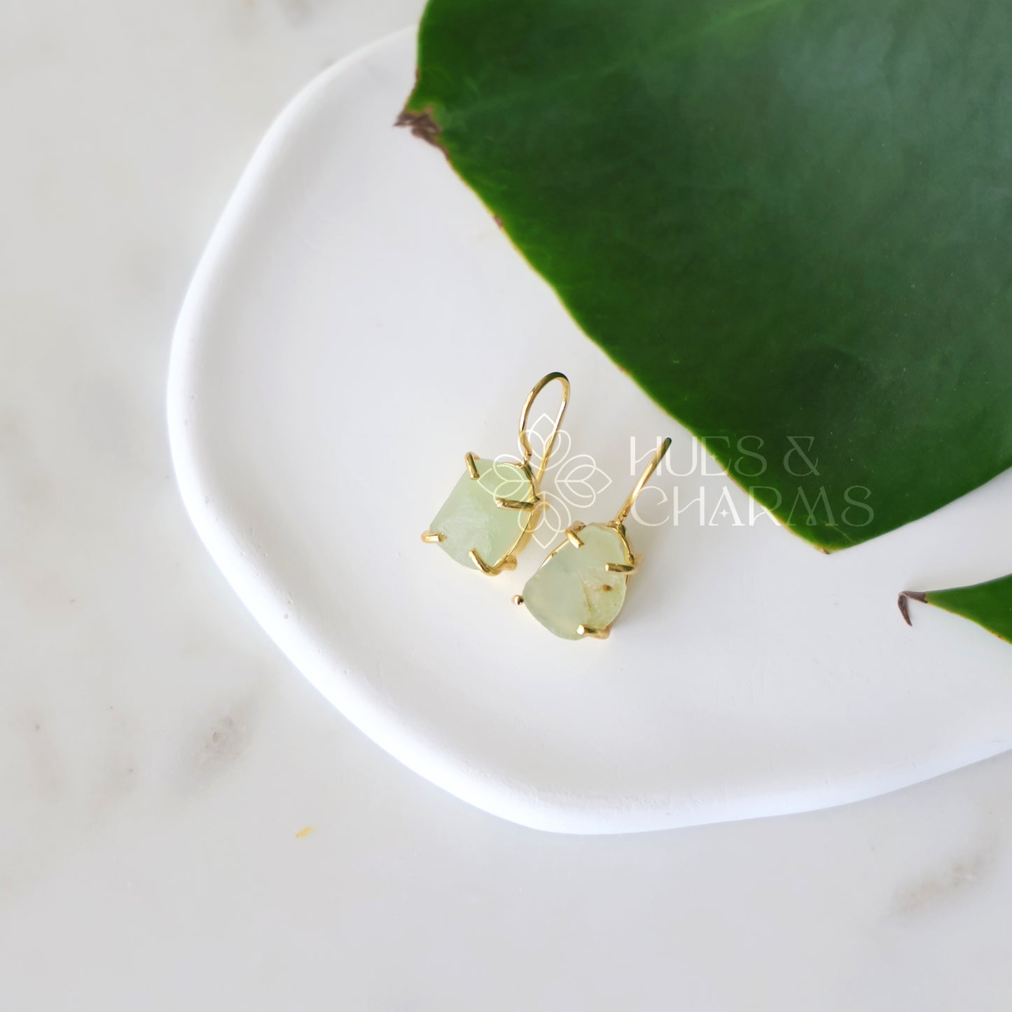 MINIMAL RAW STONE DROPS EARRINGS