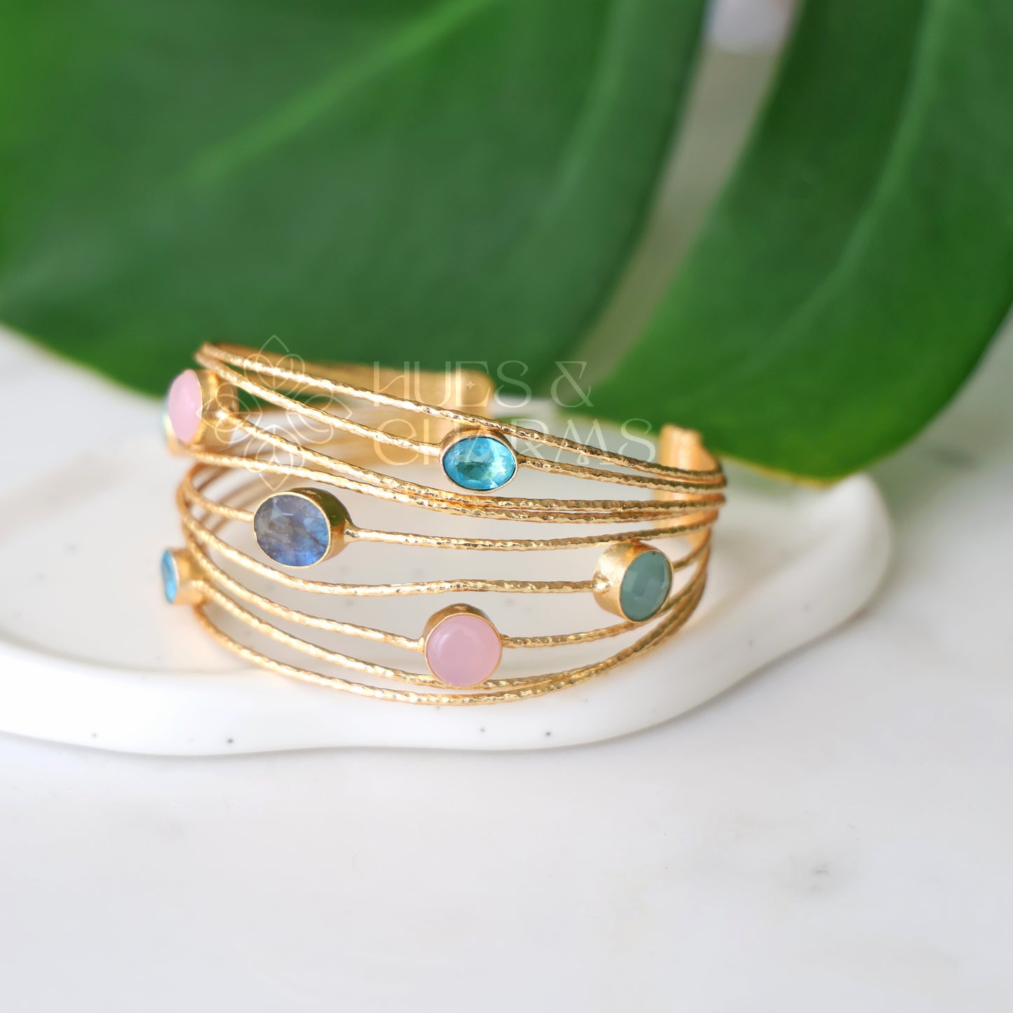 GLOSSY STATEMENT  PASTEL HARMONY ADJUSTABLE BANGLE