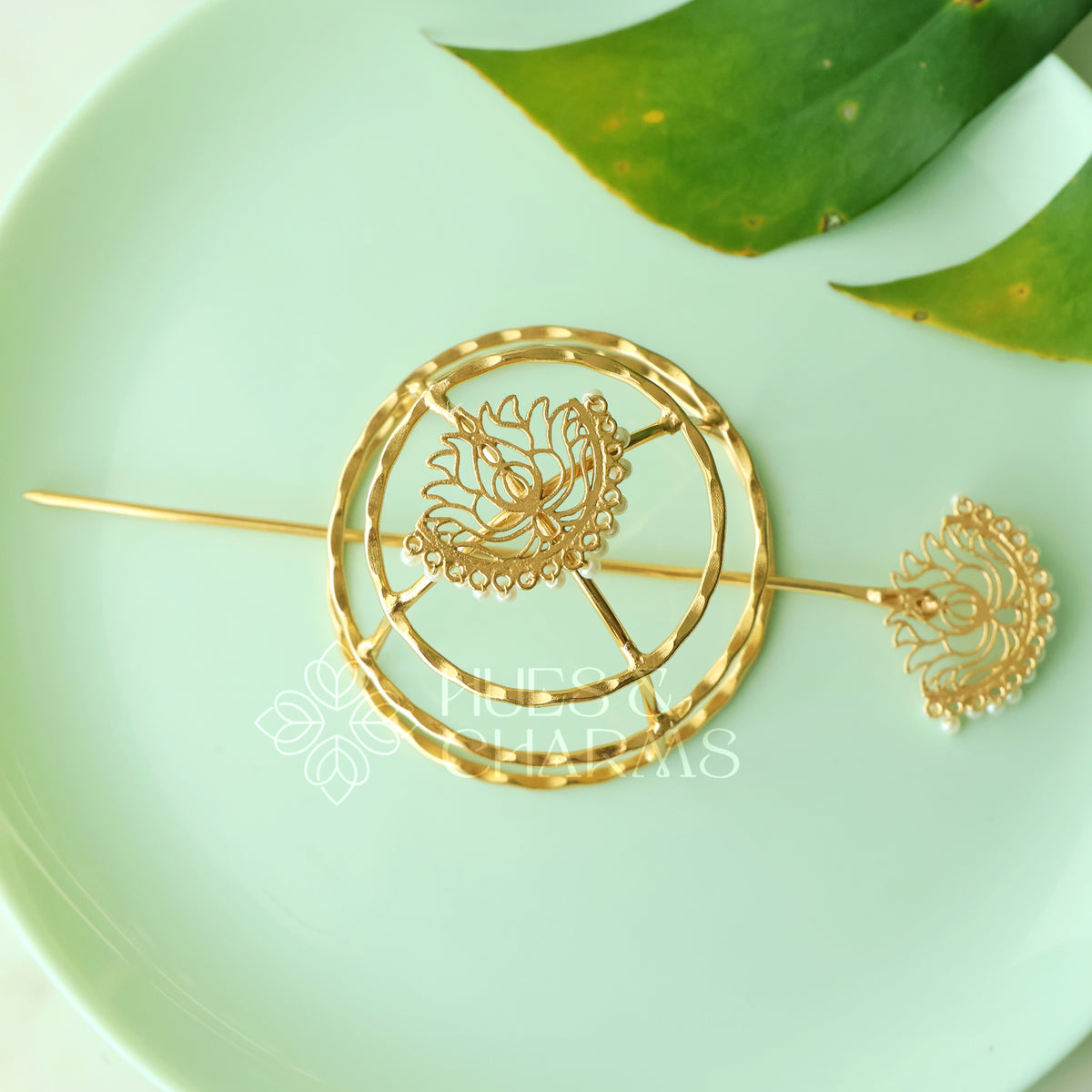 GOLDEN LOTUS HAIR BUN CAGE