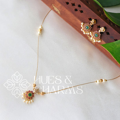 TRADITIONAL FLORAL CHARM FLOATING NECKLACE SET