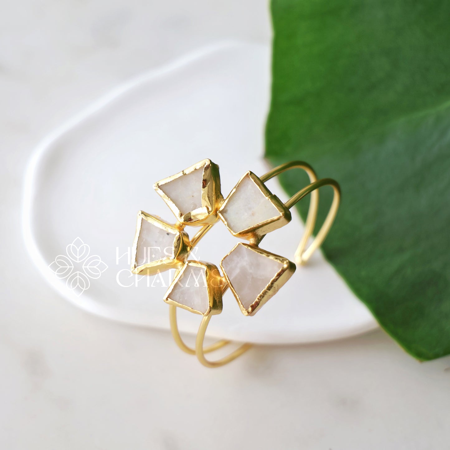 GOLDEN ELARA RAW STONE CUFF ADJUSTABLE BANGLE(COLOURS AVAILABLE)