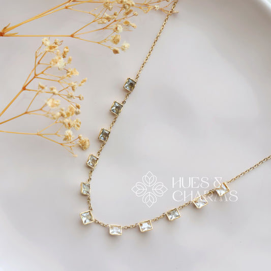 GOLDEN AD SQUARE CHARMS NECKPIECE
