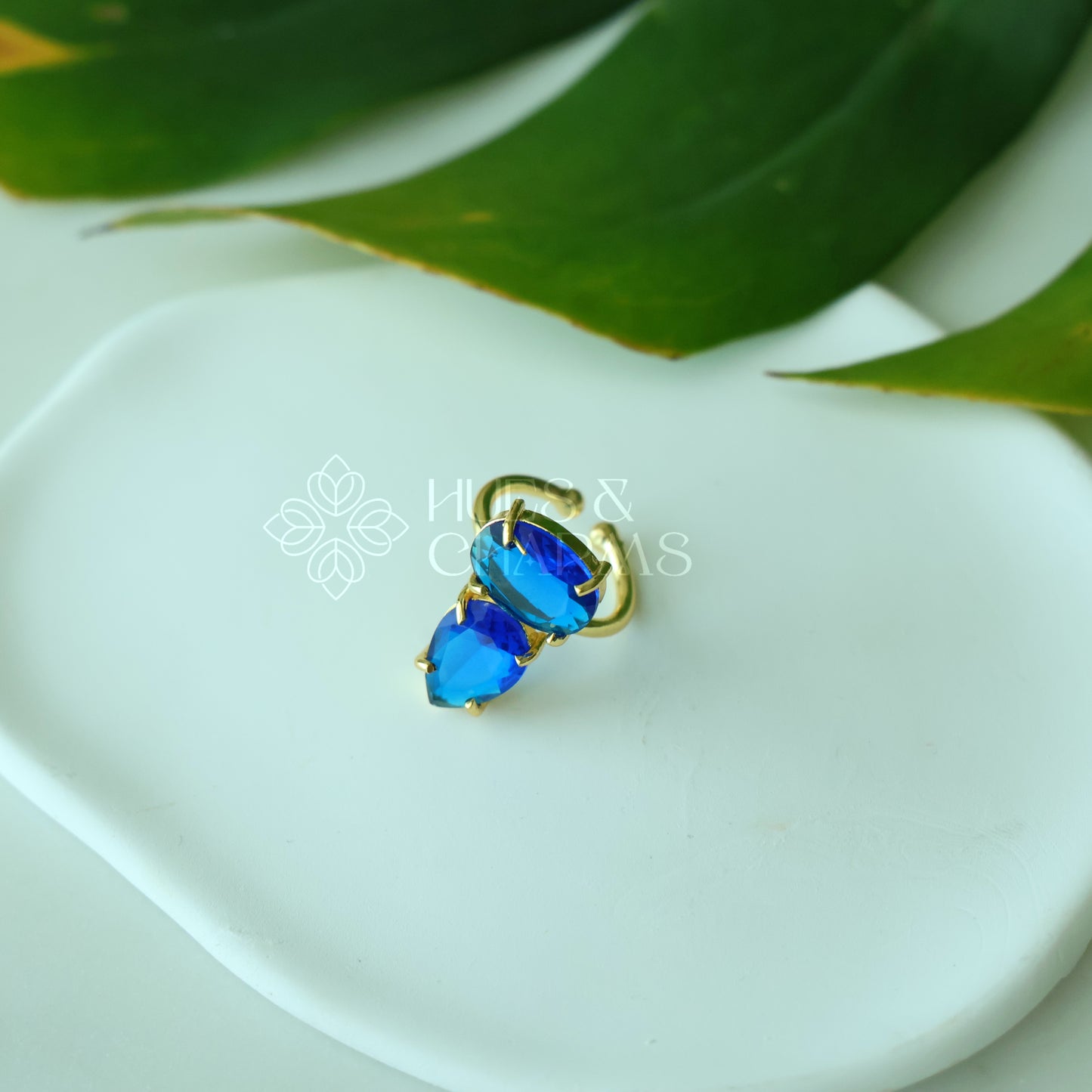 GLOSSY OVAL & TEARDROP ADJUSTABLE RING (COLOURS AVAILABLE)