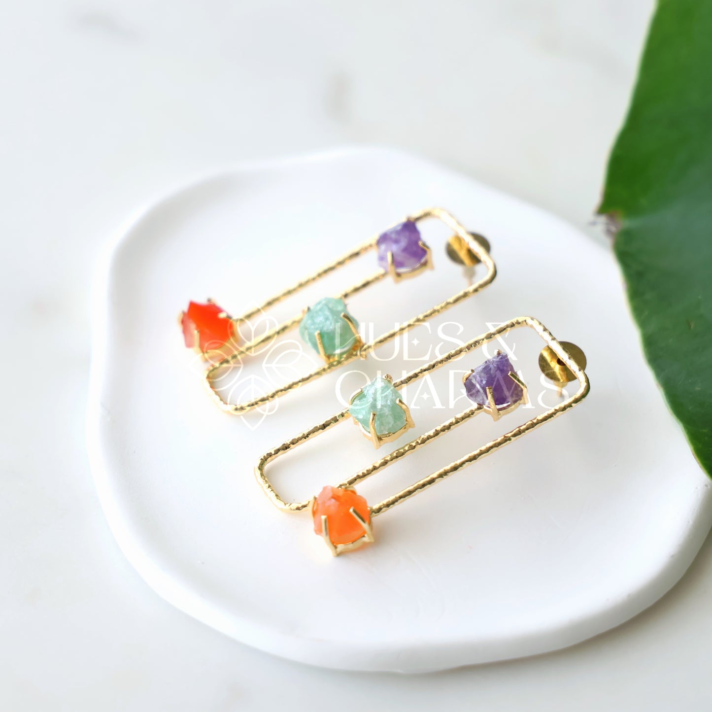 GOLDEN RAW STONE AURORA FRAME EARRINGS (Colours available)
