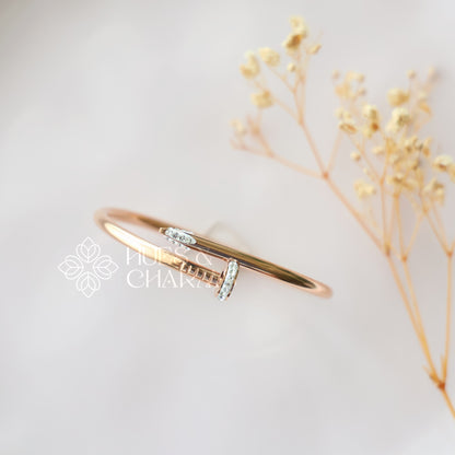 ROSE GOLD STONE STUDDED NAIL BANGLE
