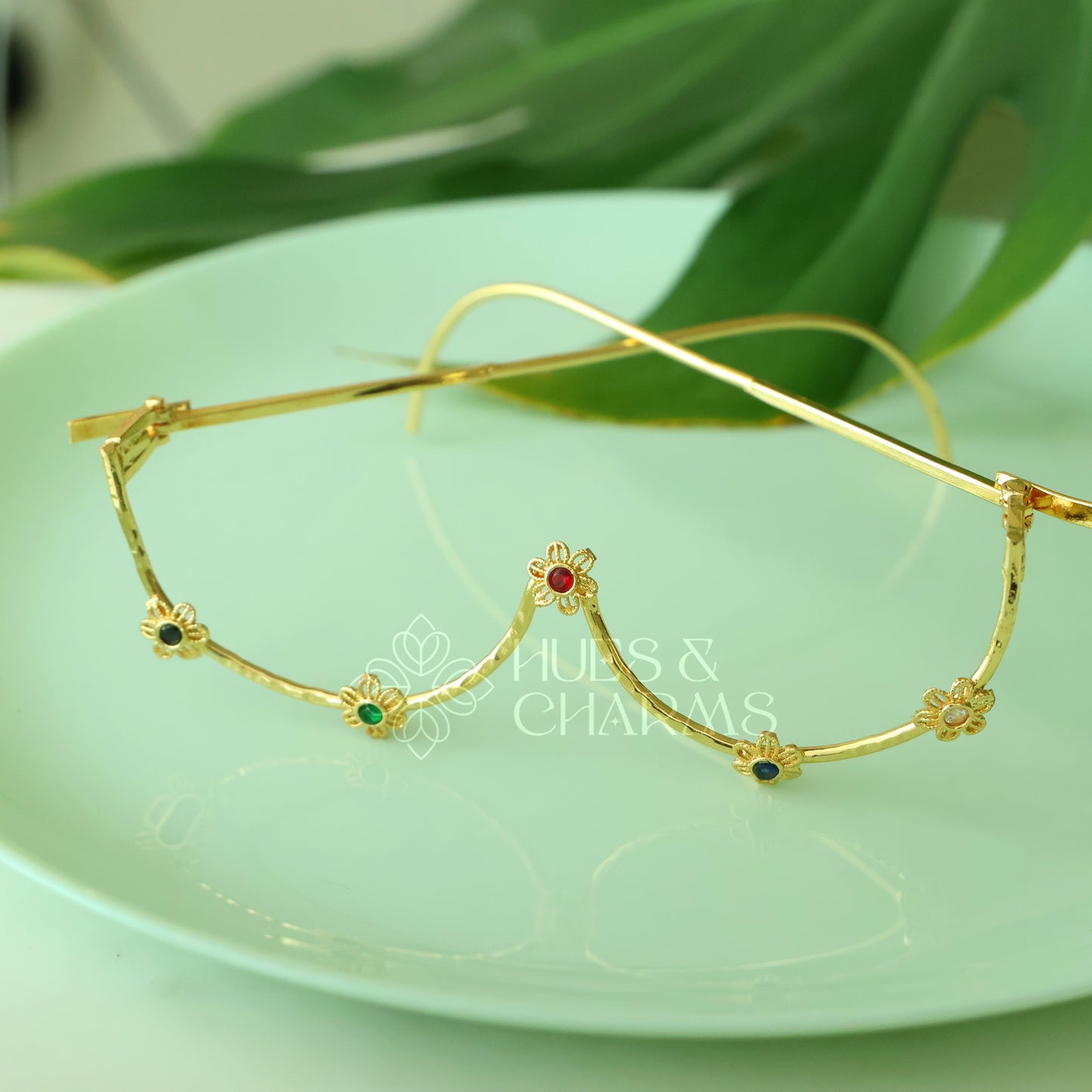 GOLDEN FLORAL NAVRANG FACELET