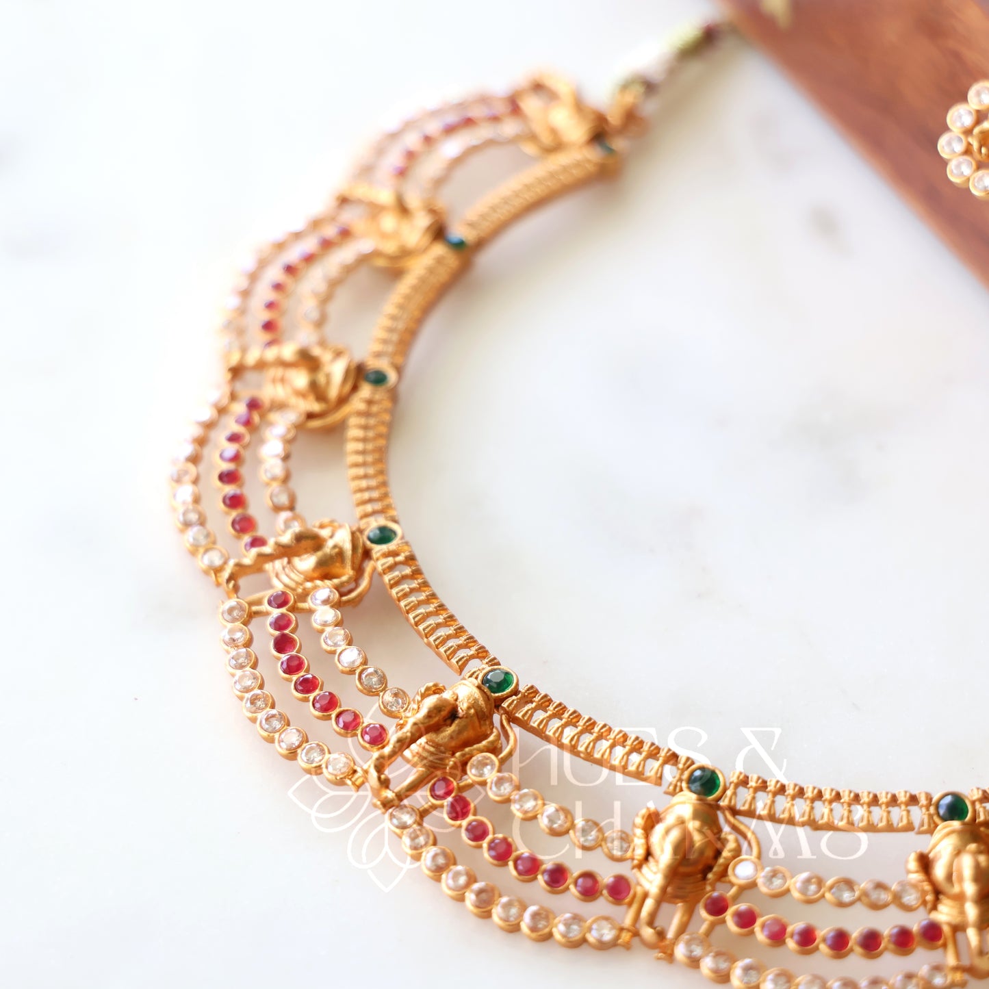 GOLDEN GAJA RATNA NECKLACE SET