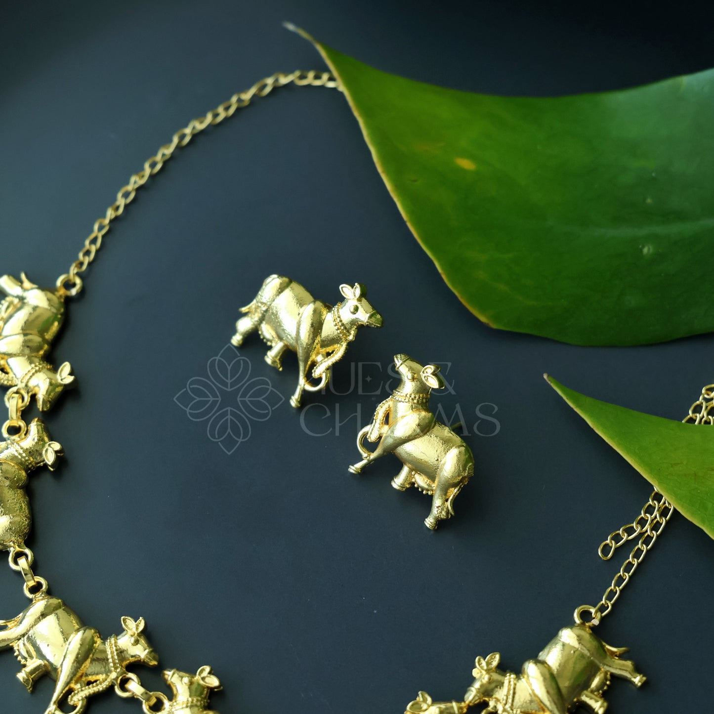 GOLDEN NANDINI NECKLACE SET