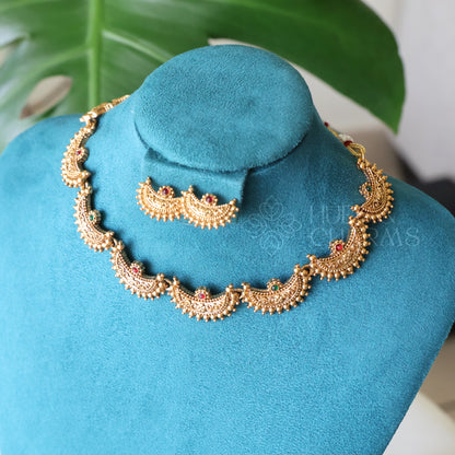 TRADITIONAL DIYA NECKLACE SET (COLOURS AVAILABLE)