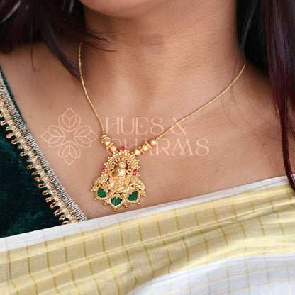 KATHAKALI PENDANT BALL NECKLACE | GOLD PLATED
