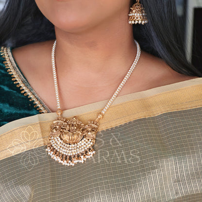 TRADITIONAL PADMA LAKSHMI PEARL HARAM SET