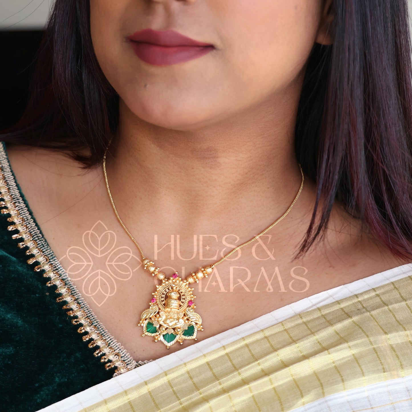 KATHAKALI PENDANT BALL NECKLACE | GOLD PLATED
