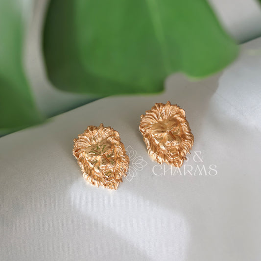 GOLDEN STATEMENT MAJESTIC LION STUD EARRINGS