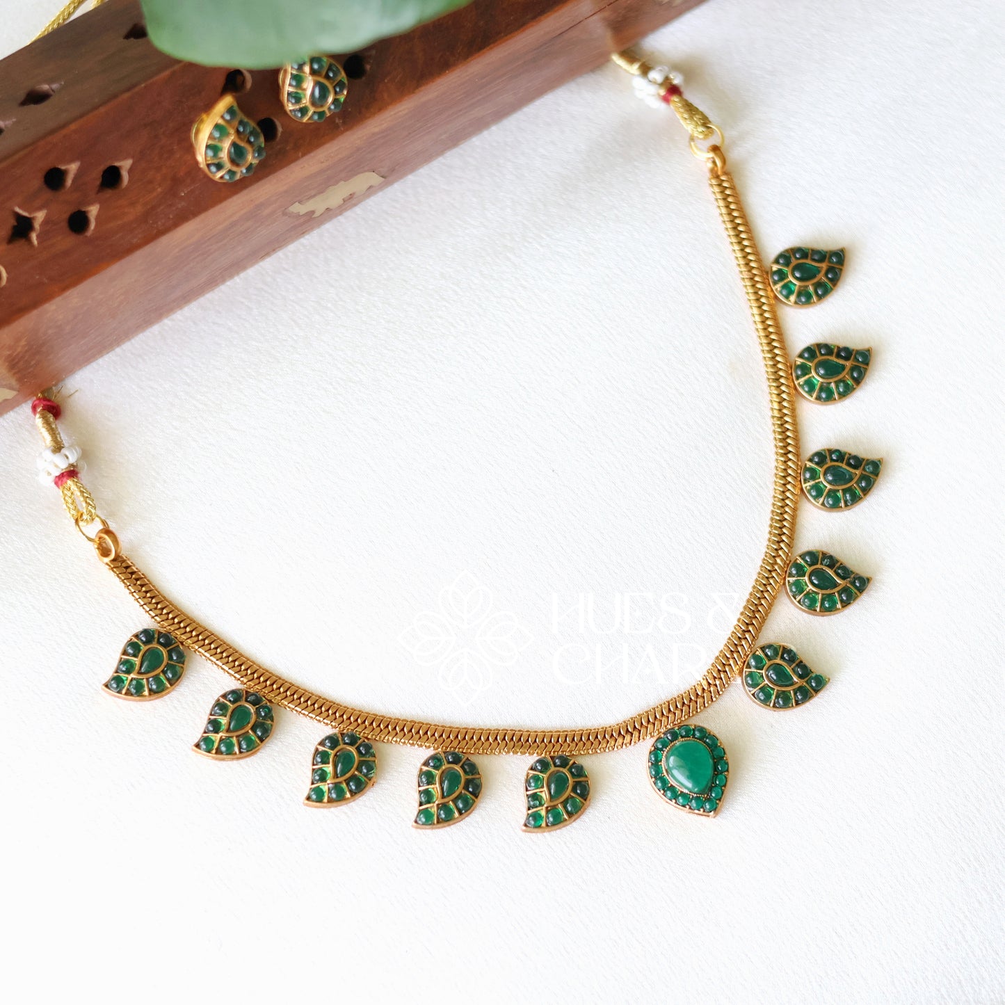 GOLDEN MAANGA KEMP NECKLACE SET (COLOURS AVAILABLE)