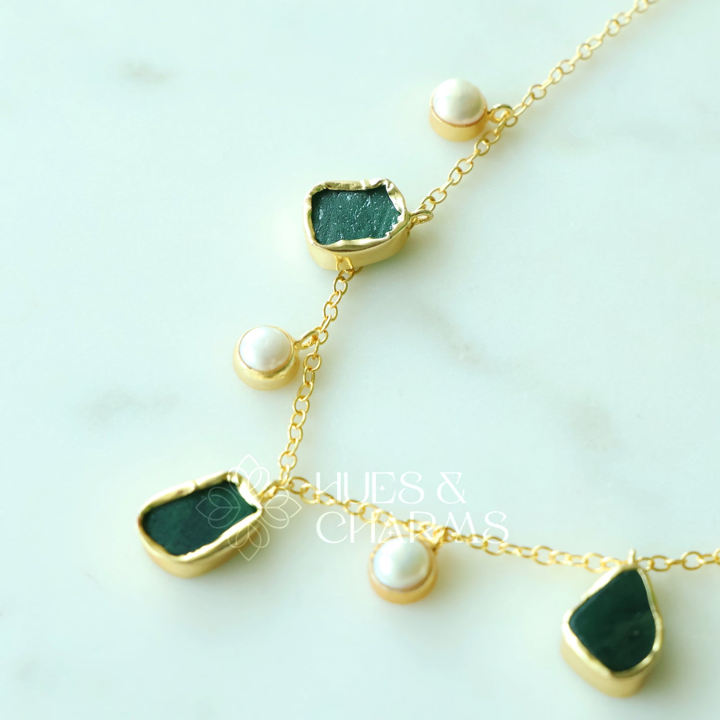RAW STONE WITH PEARL DROPS NECKPIECE- GREEN AVENTURINE