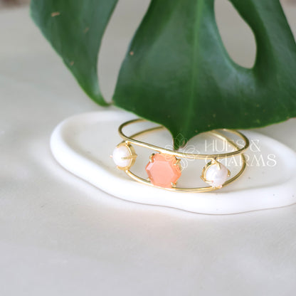 GOLDEN AZURA ADJUSTABLE BANGLE WITH PEARLS (COLOURS AVAILABLE)