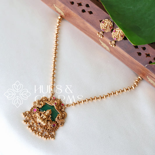 GOLDEN KANAKA LAKSHMI PENDANT NECKLACE SET