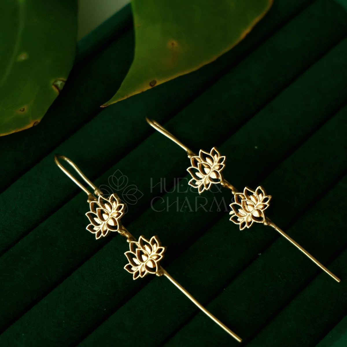 GOLDEN TWO STEP LOTUS EAR CUFF